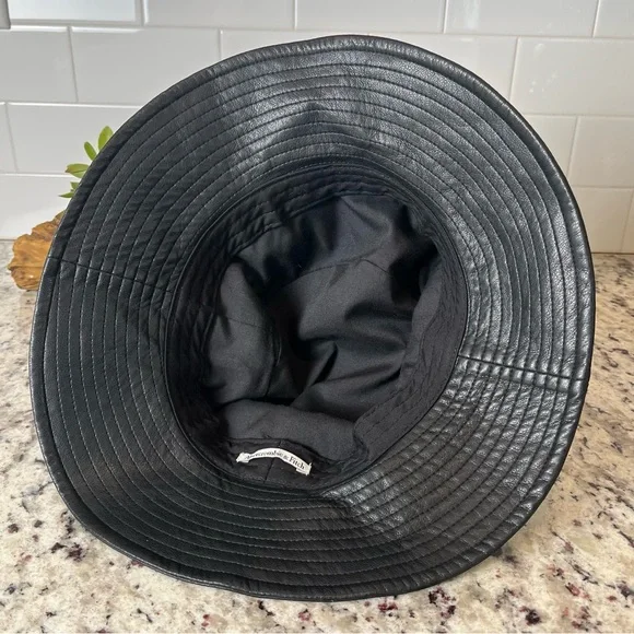 Abercrombie and Fitch Bucket Hat - Picture 6 of 7